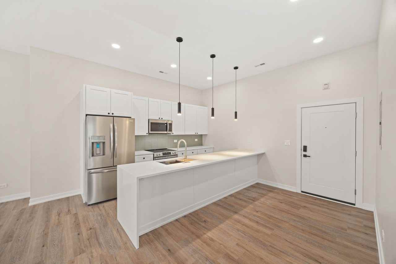 7512-7522 Madison Street - Photo 3 of 16