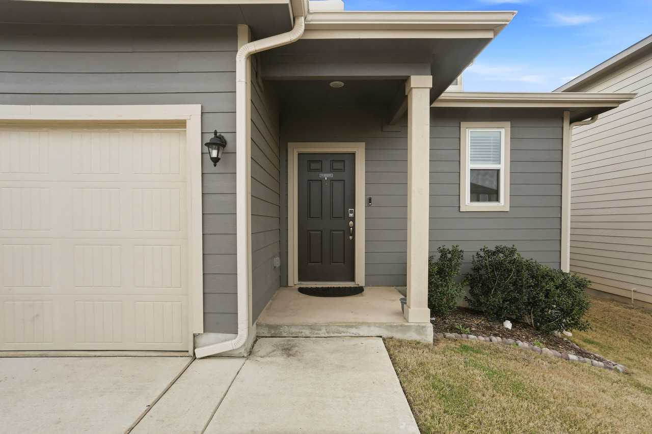 13250 Hagerd Loop - Photo 3 of 32