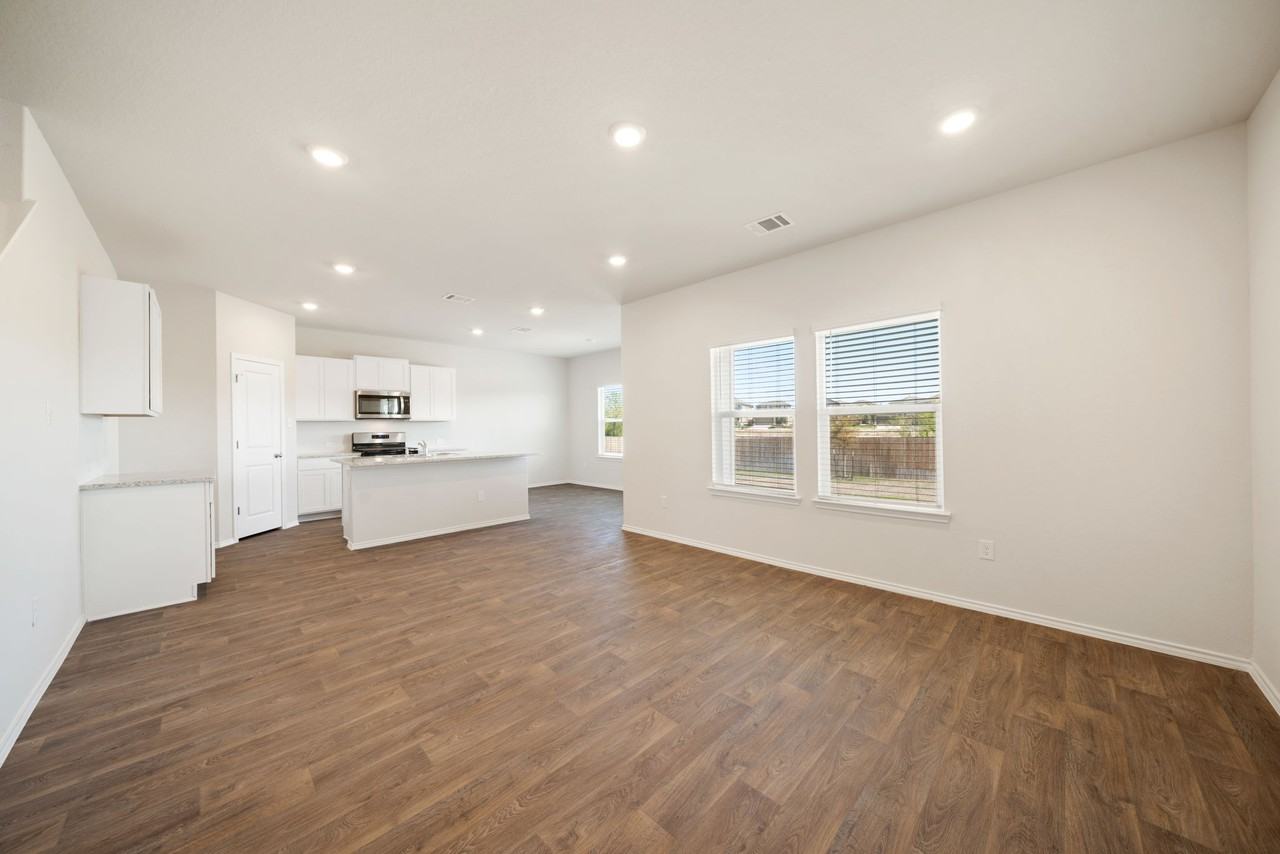 15638 Clove Spice Way - Photo 6 of 33