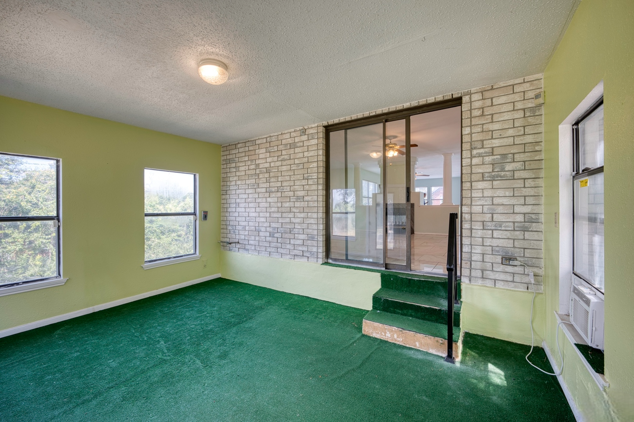 11514 Cavendish Cir - Photo 4 of 35