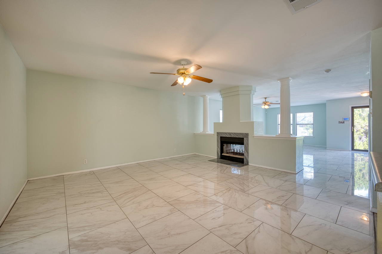 11514 Cavendish Cir - Photo 6 of 35