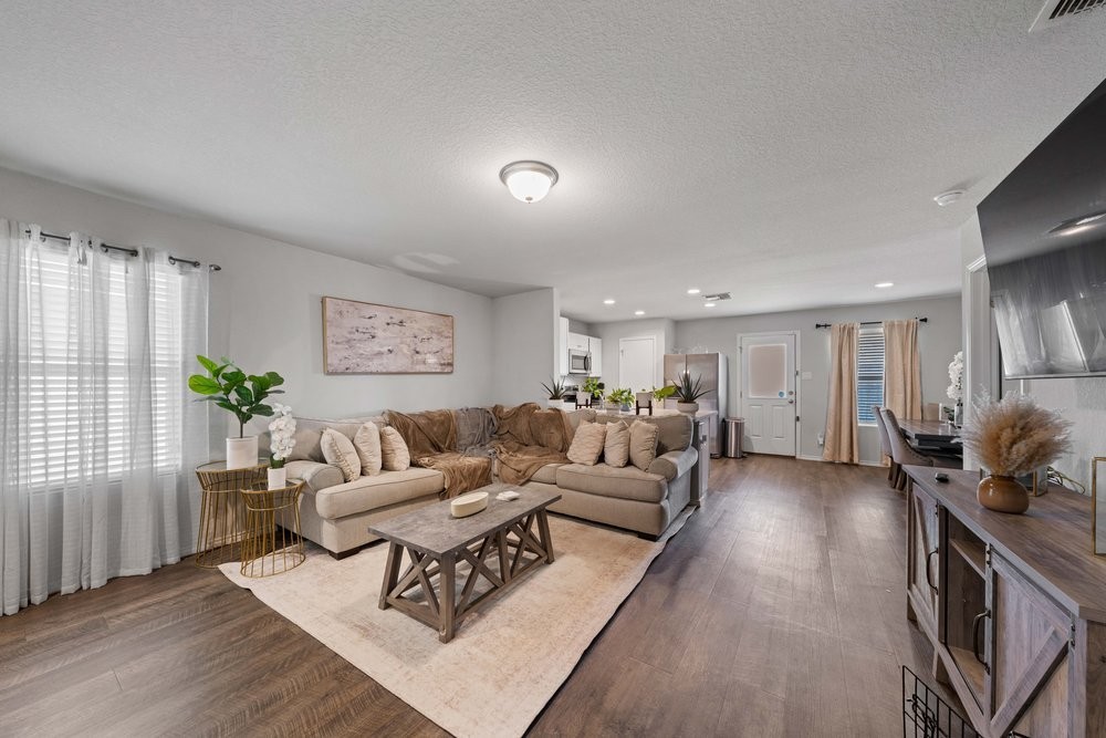 6922 Phoenix Path - Photo 7 of 31
