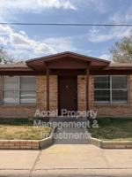 featured image of 2401 Gumwood Ave #7