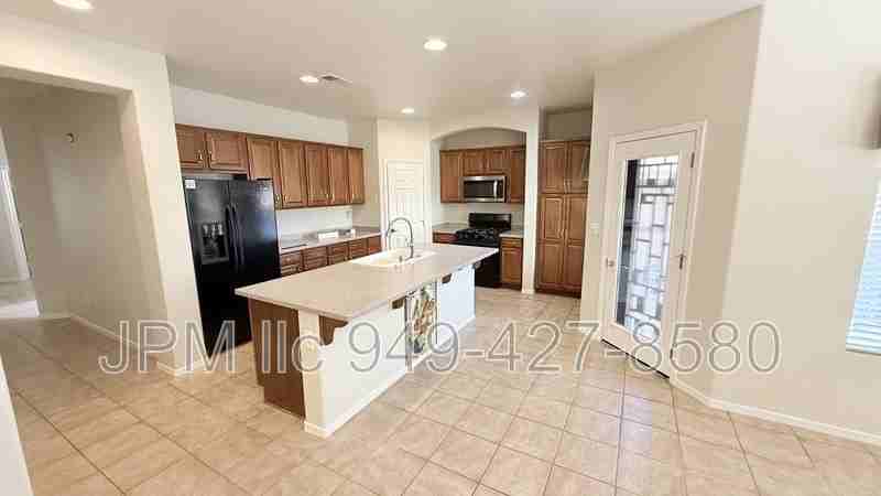 1433 Gaucho Ln - Photo 2 of 16