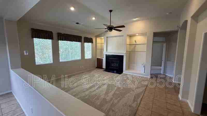 1433 Gaucho Ln - Photo 4 of 16