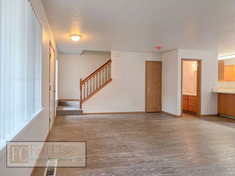 20546 Sw Lavender Ave - Photo 2 of 32