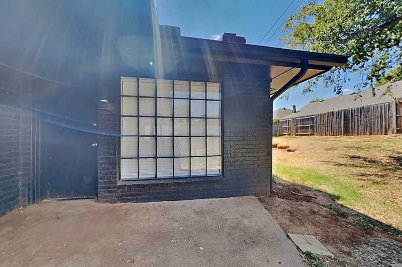 12013 Sylvester Dr - Photo 2 of 26