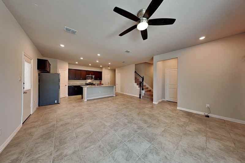 4109 Stockyard Station Ln - Photo 2 of 18