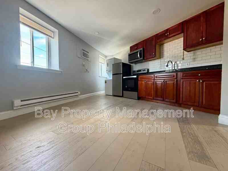 2626 S Watts St #3 - Photo 2 of 6