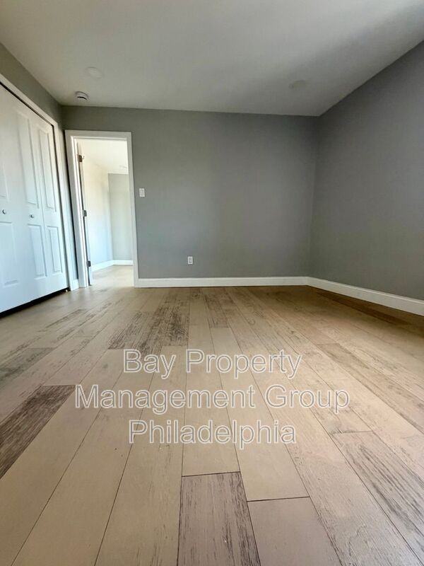 2626 S Watts St #3 - Photo 4 of 6