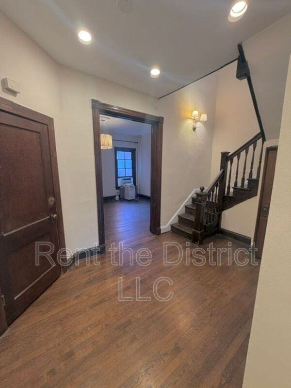 413 T St Nw - Photo 7 of 18