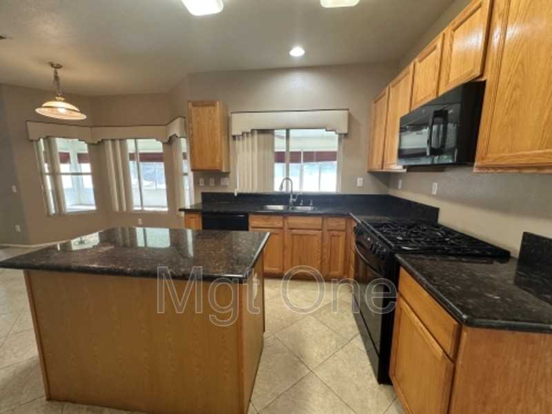 2961 S Buena Vista Ave - Photo 2 of 50