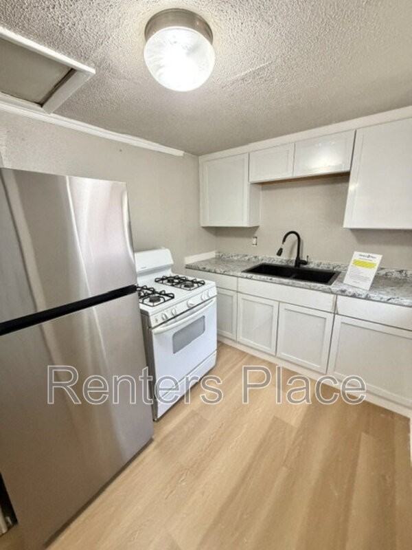 905 N Owalla Ave - Photo 5 of 13