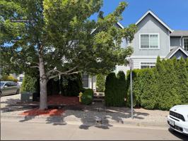 featured image of 4463 Se Sycamore St