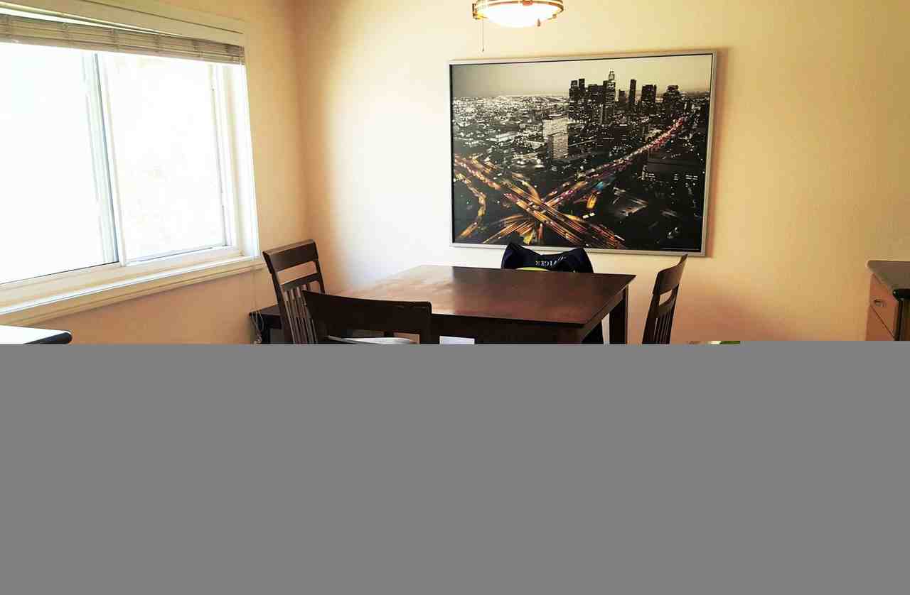 18333 Hatteras St #1 - Photo 6 of 28