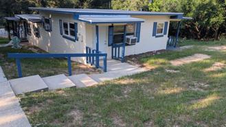 738 E Minneola Ave - Photo 1 of 1