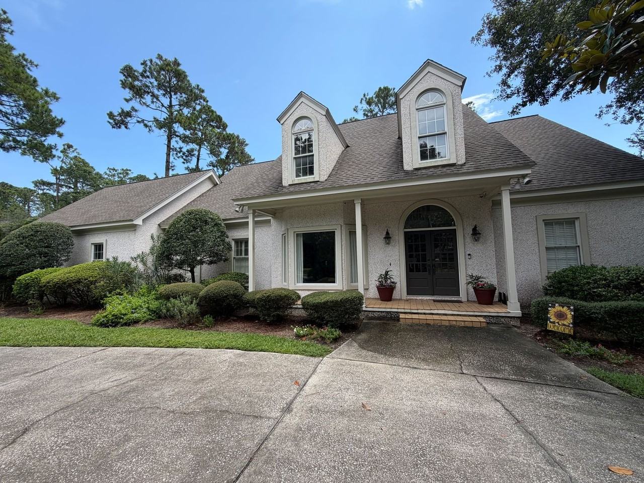 105 Augusta - Photo 2 of 39