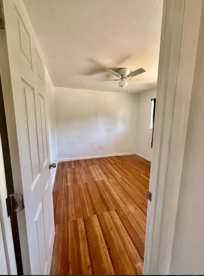 7539 Cook Ave #O - Photo 4 of 7