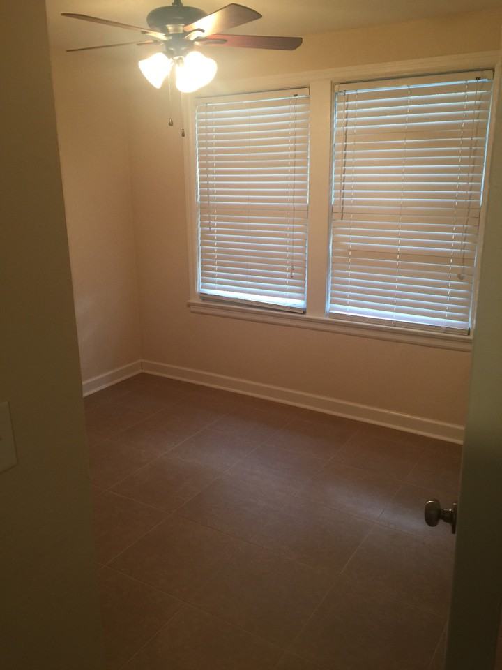 797 Georgia St - Photo 4 of 13