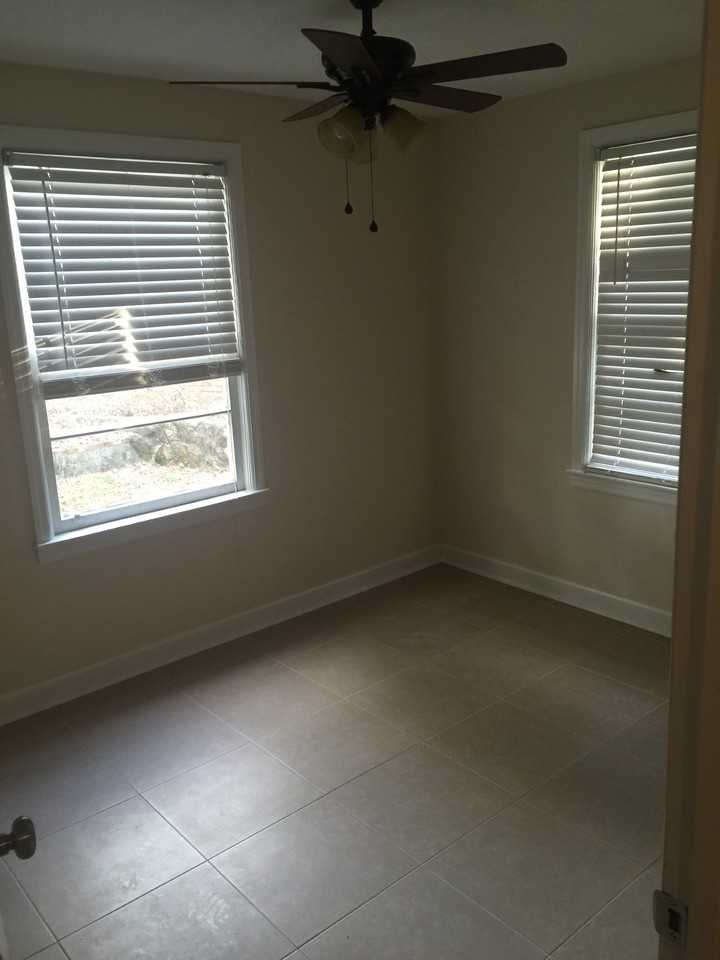 797 Georgia St - Photo 6 of 13