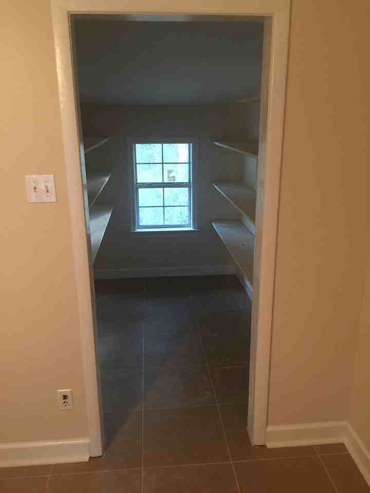 797 Georgia St - Photo 7 of 13