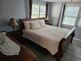 Woodbridge Dr Ne - Photo 1 of 1