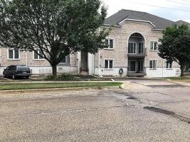 featured image of 1990 Larkin Ave #11
