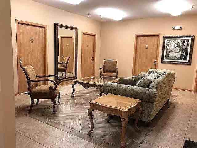 1990 Larkin Ave #11 - Photo 3 of 4