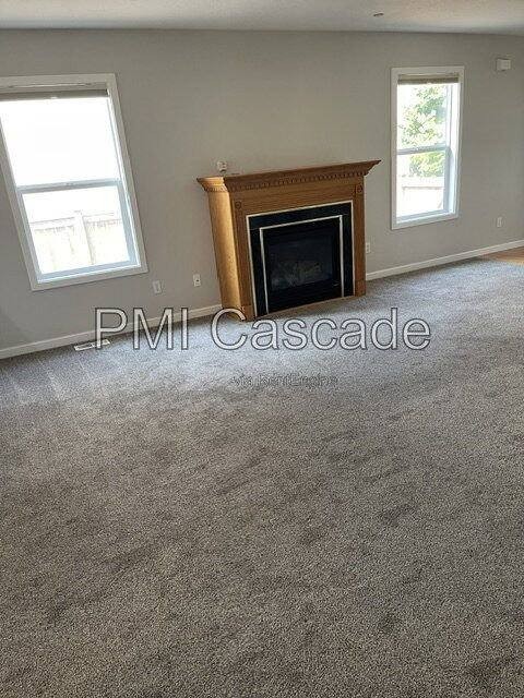 2449 Tolmie Ave - Photo 3 of 10
