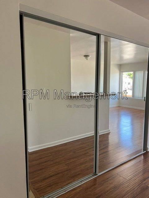 20327 Saticoy St #307 - Photo 6 of 10