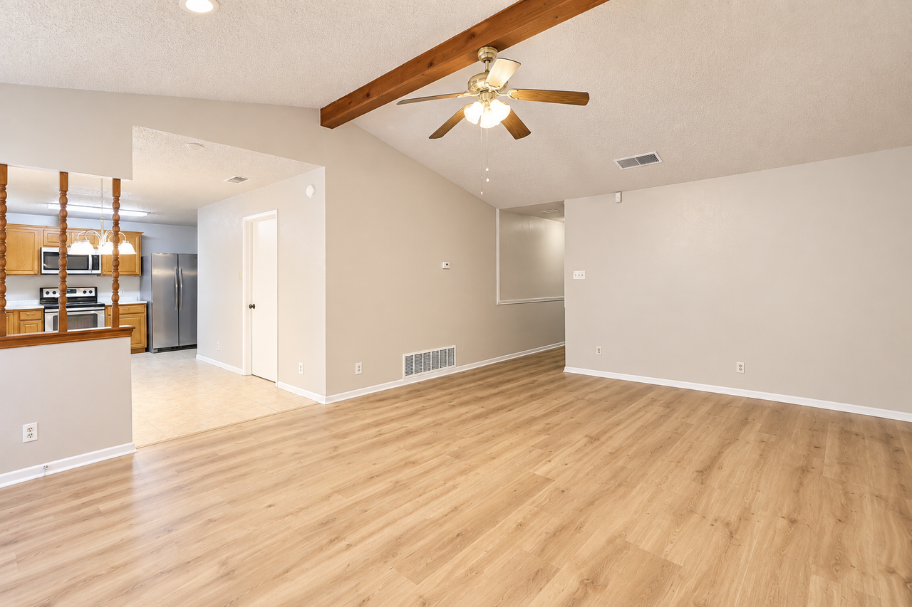 3105 Tallwood Dr - Photo 6 of 16