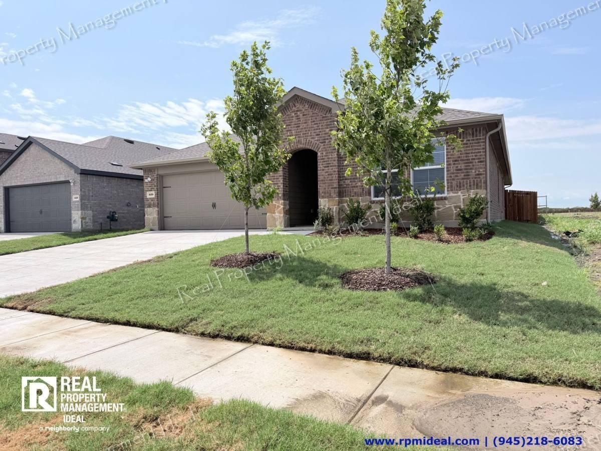 629 Dunhill Rd - Photo 2 of 20