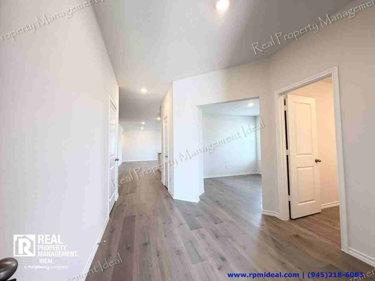 629 Dunhill Rd - Photo 3 of 20