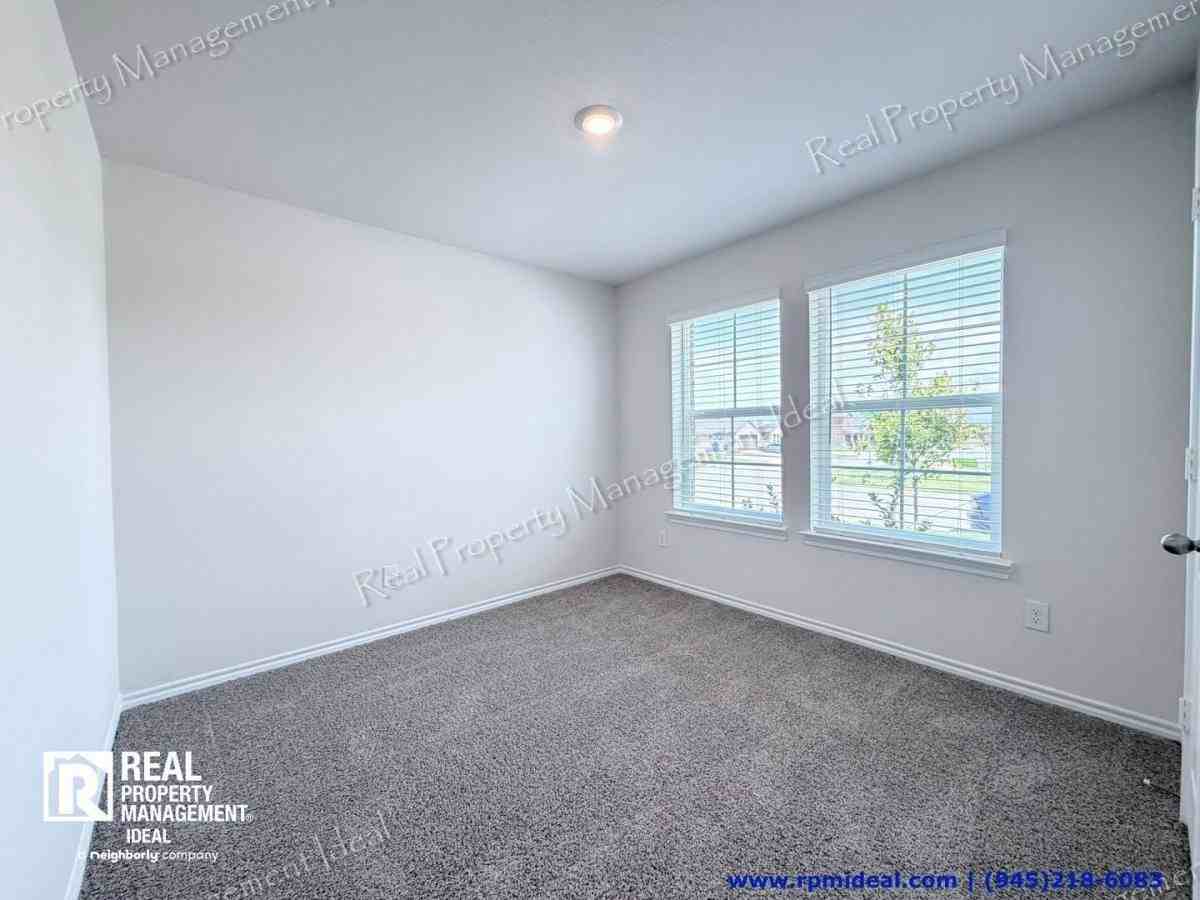 629 Dunhill Rd - Photo 4 of 20