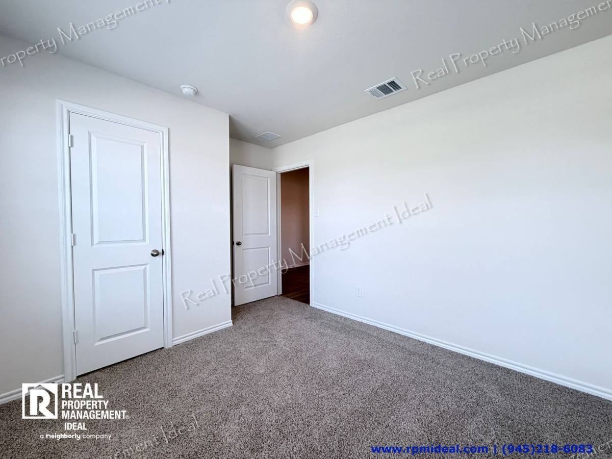 629 Dunhill Rd - Photo 6 of 20