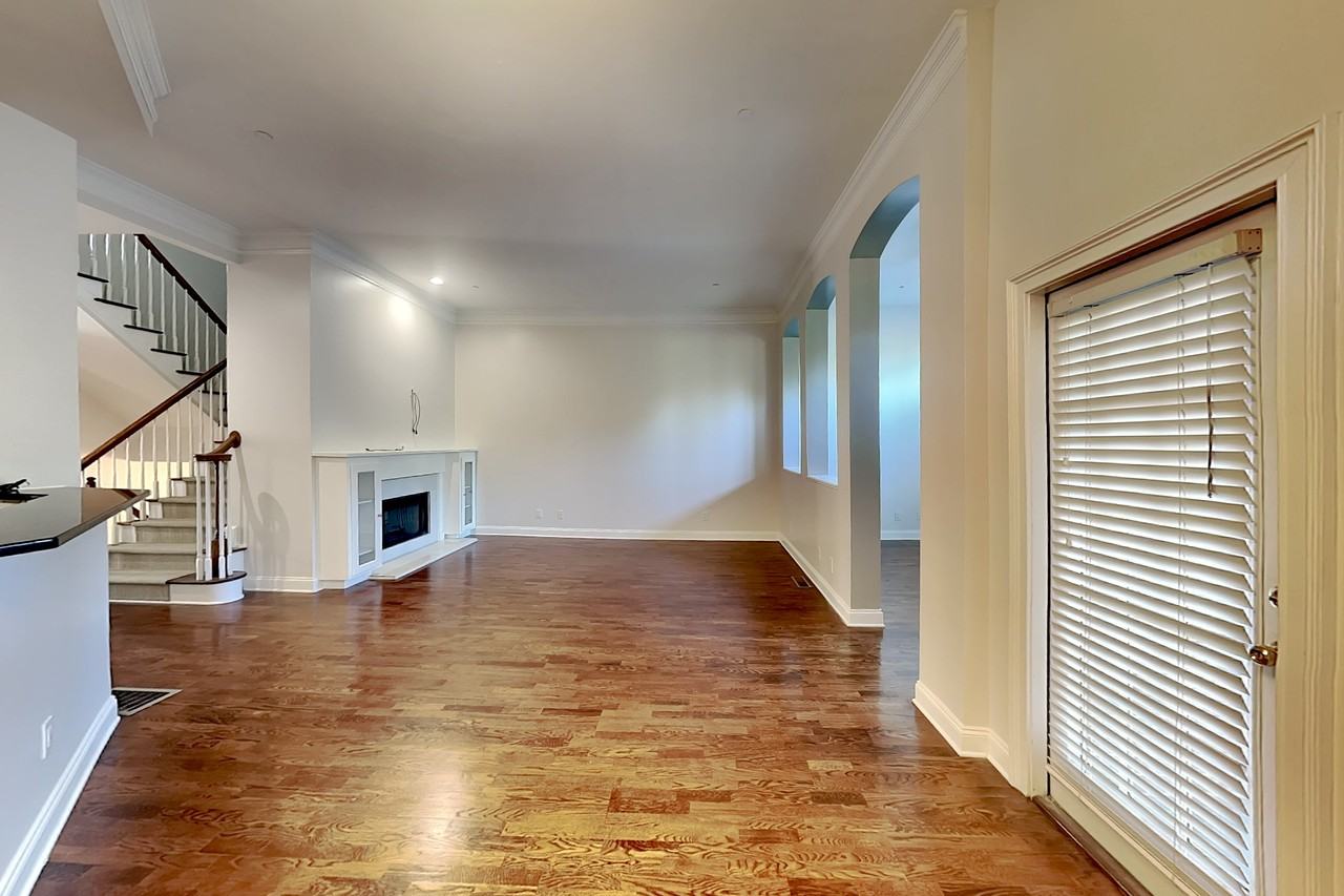 3008 Montclair Cir Se #62 - Photo 3 of 25