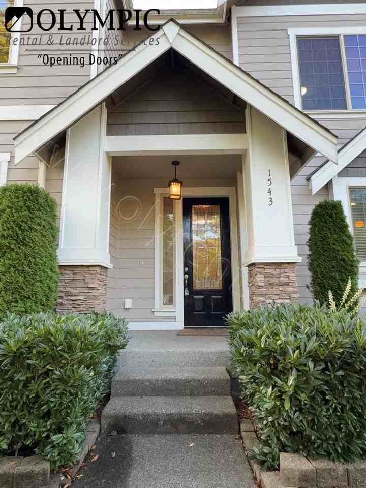 1543 Bellerive Way Se - Photo 2 of 35