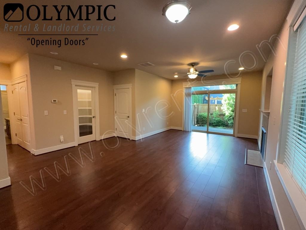 1543 Bellerive Way Se - Photo 5 of 35