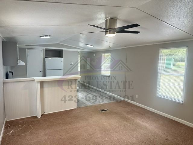 1975 Strawhill Rd Se - Photo 4 of 15
