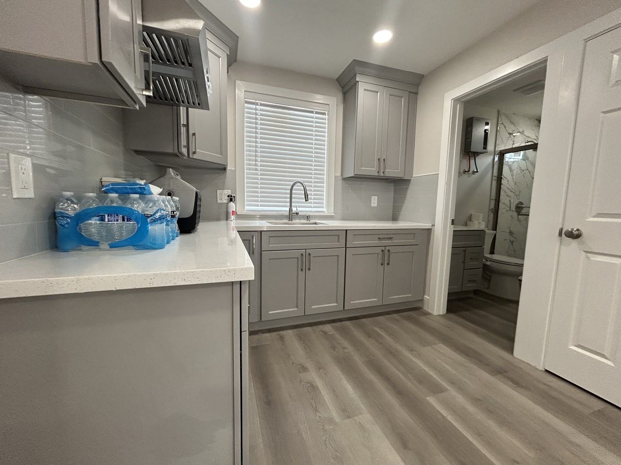 180B N Airport Way - Photo 5 of 7