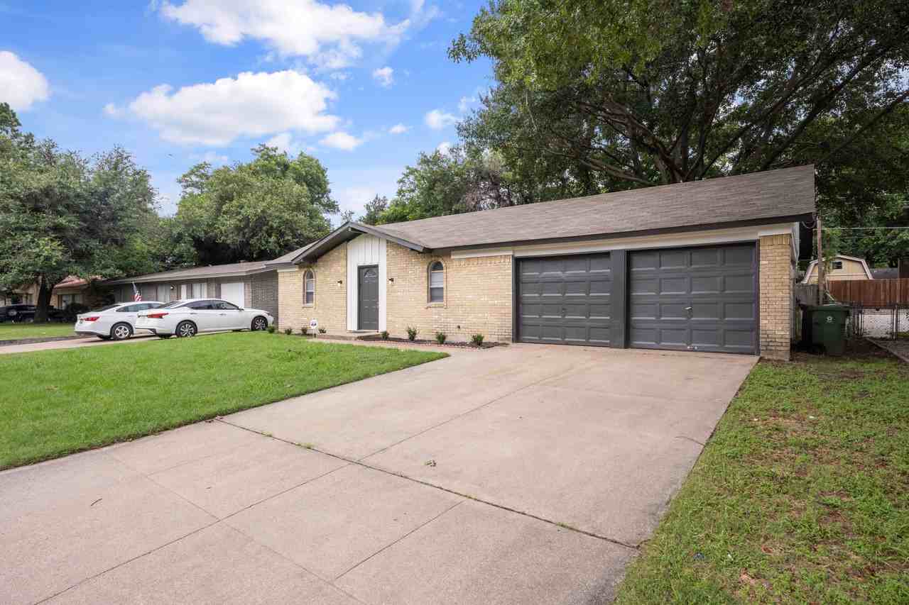 2510 S Fielder Rd - Photo 3 of 35