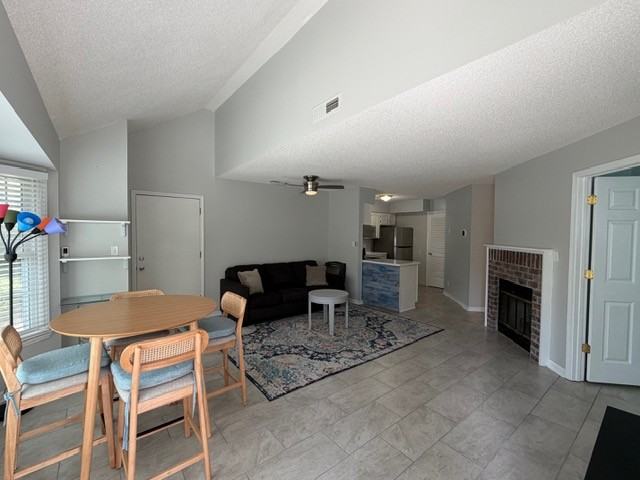1202 Benna Dr ##G - Photo 3 of 37