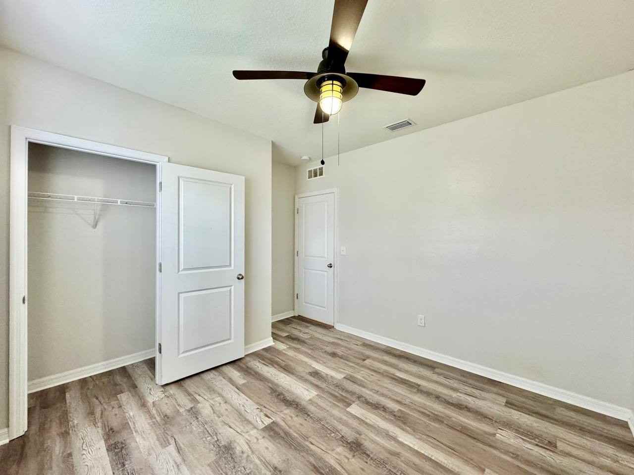 10626 Park Meadowbrooke Dr - Photo 5 of 39
