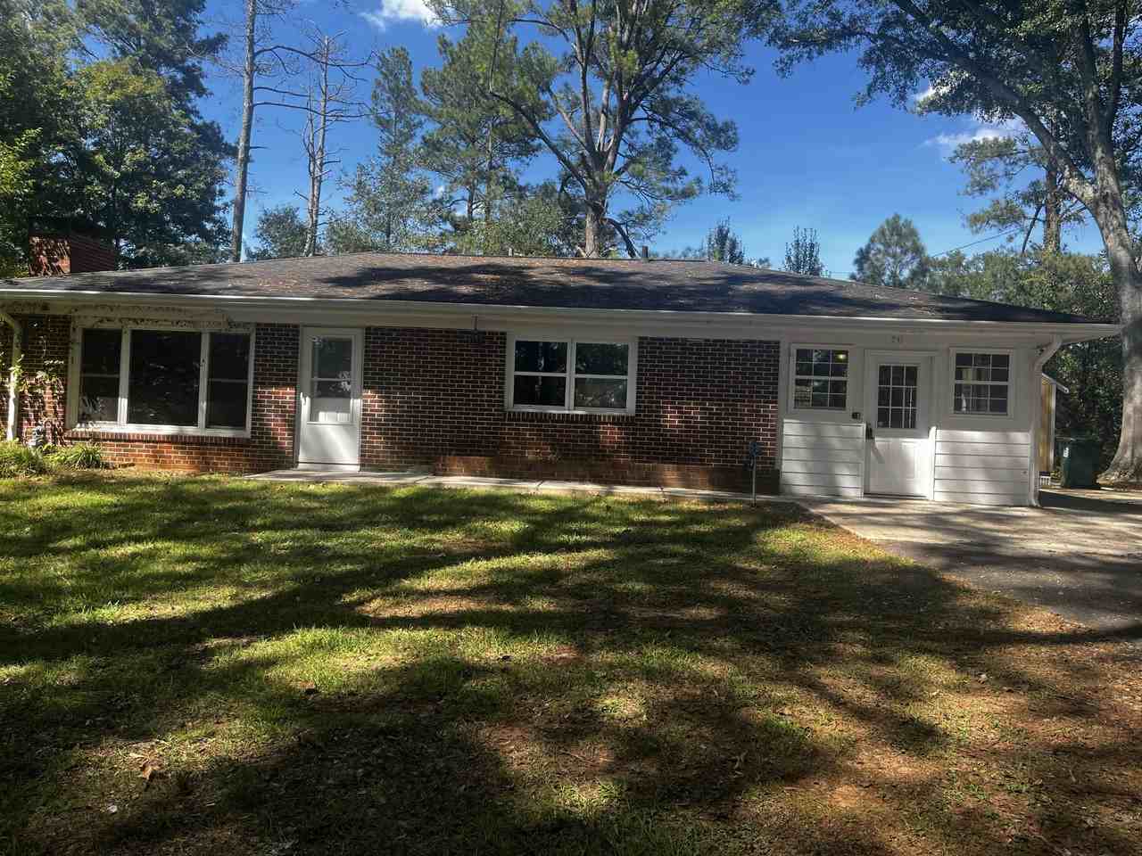 70 Sharp Dr - Photo 3 of 22