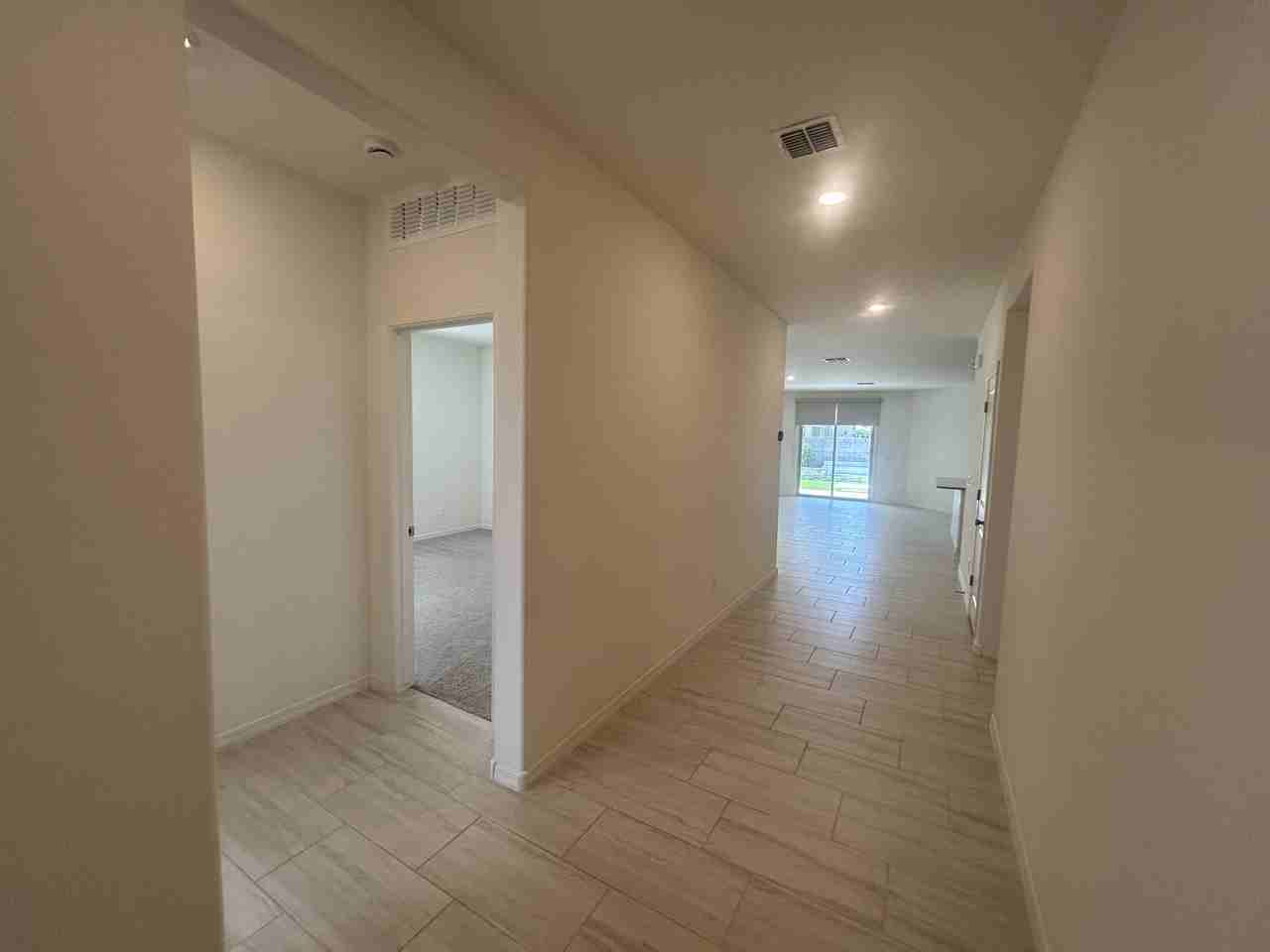 2957 E Bellerive Dr - Photo 6 of 50