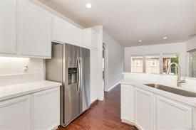 32 Carnation - Photo 3 of 9