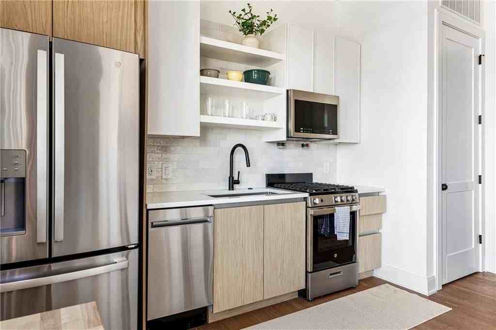665 Auburn Ave Ne ##608 - Photo 3 of 50