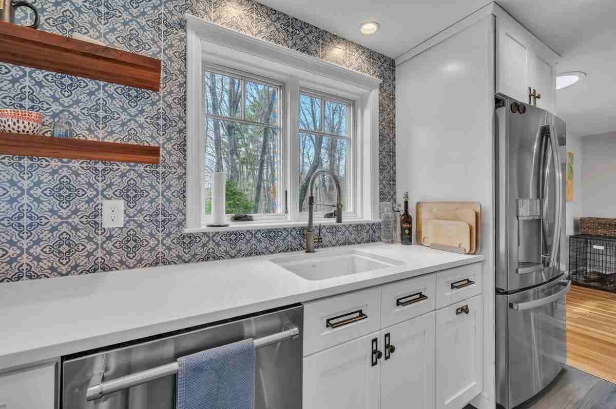 5 Meadow Ln - Photo 7 of 47