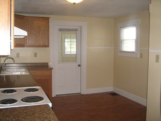 125 S 5th St - Photo 2 of 12