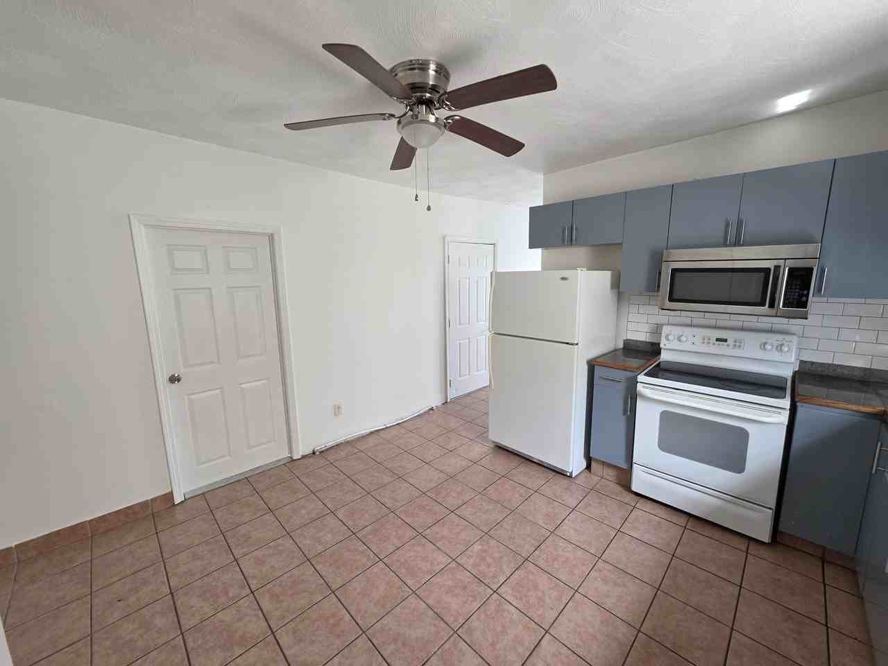 47 Courtland St - Photo 3 of 12